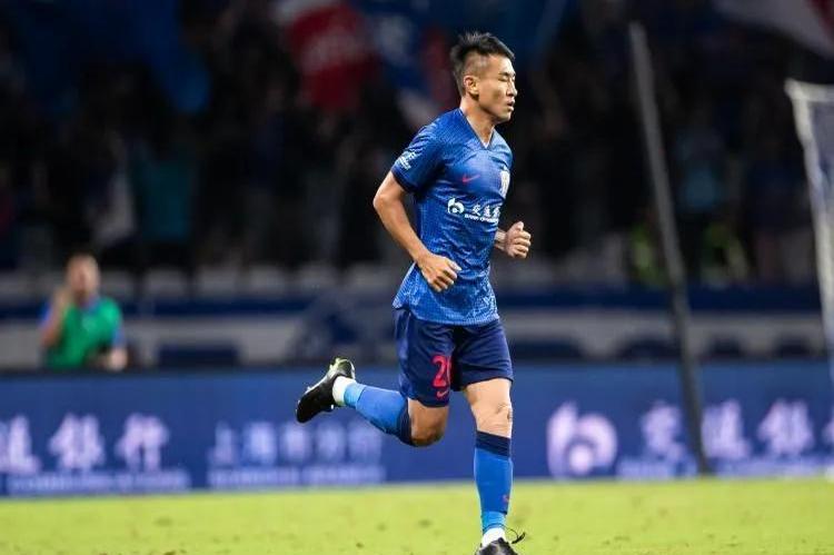 包含东亚足球俱乐部成功晋级下一轮，助力国内足球进步的词条