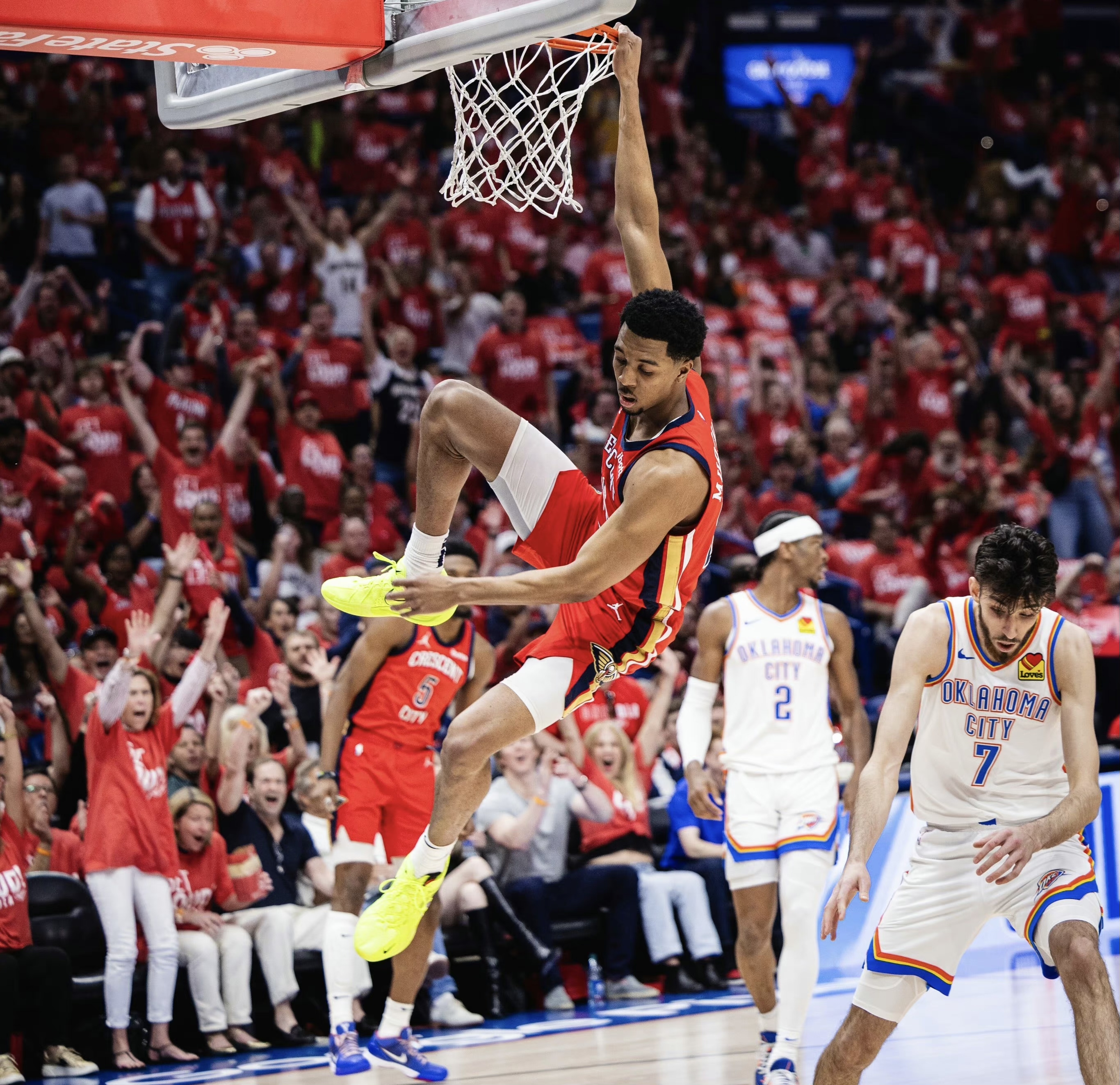 NBA季后赛重磅对决拉开帷幕，球队备战 